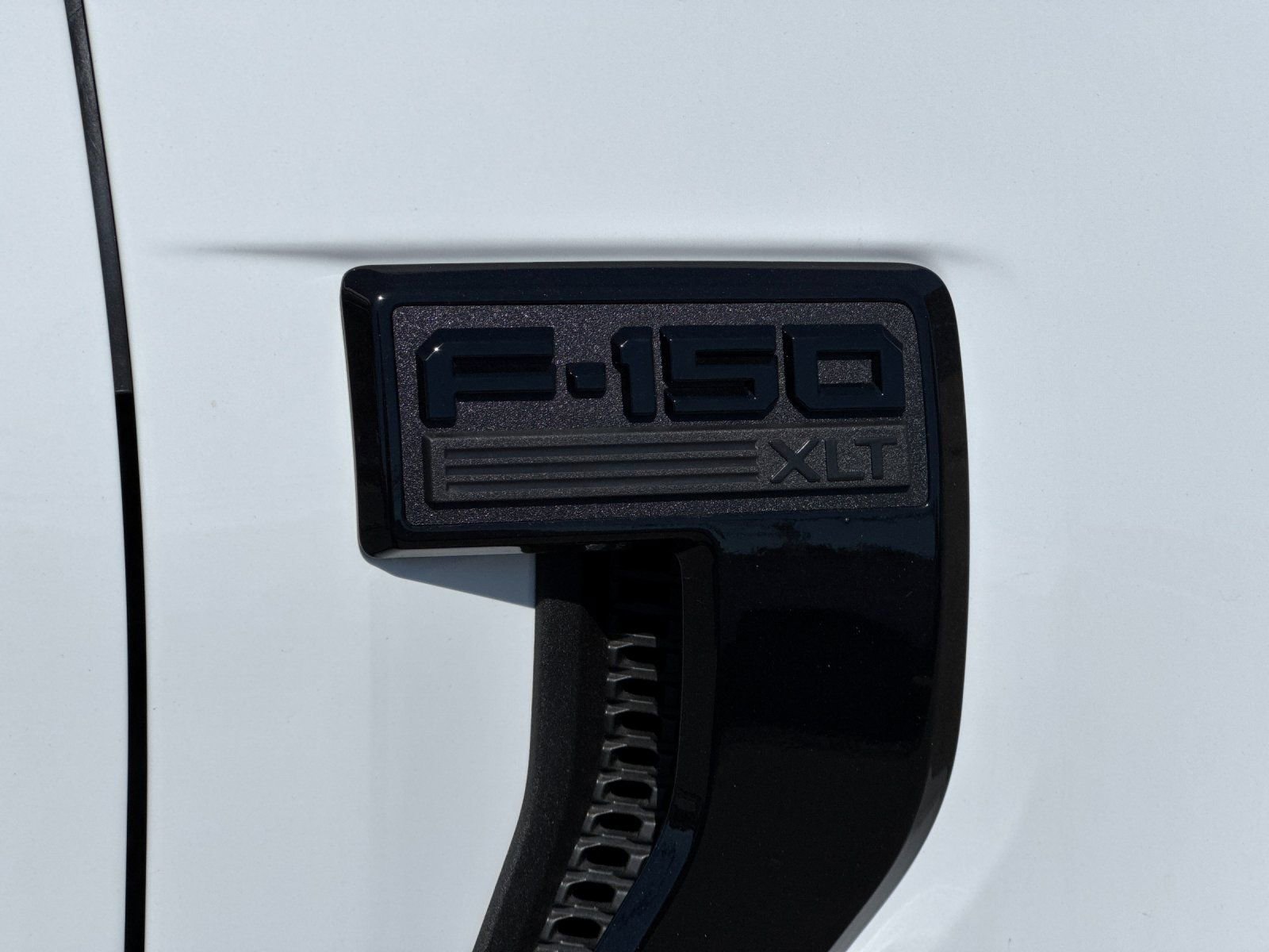 New 2025 Ford F150 XLT w/ Equipment Group 302A MID image 31