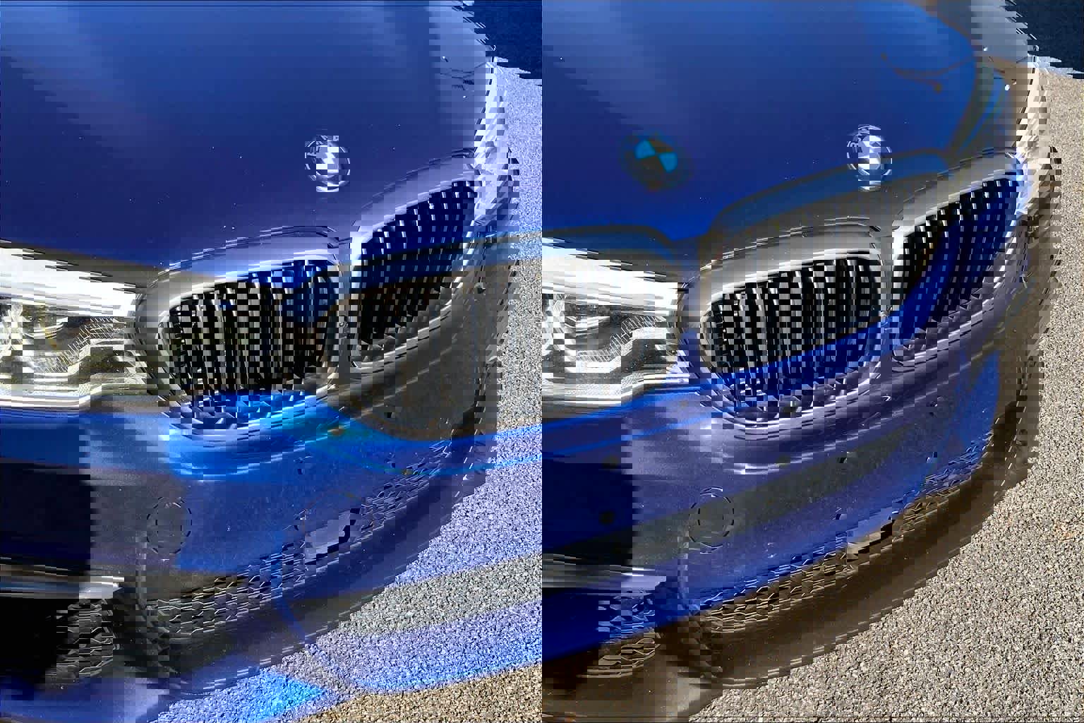 Used 2020 BMW M550i xDrive w/ Dynamic Handling Package image 30