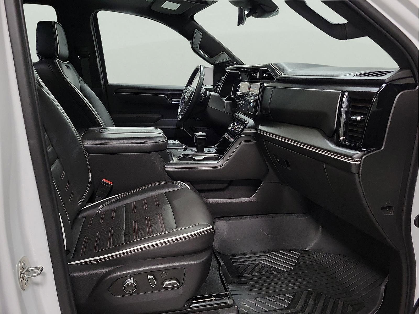 Used 2024 GMC Sierra 1500 AT4X w/ AT4X AEV Edition image 15