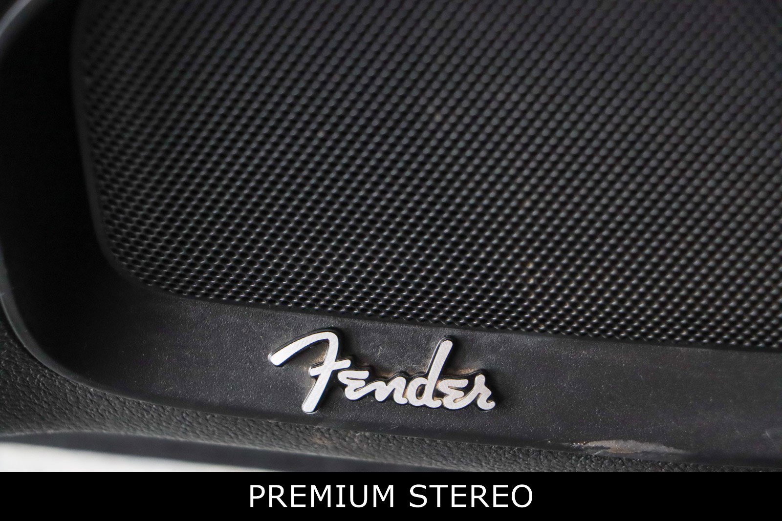 Used 2021 Nissan Titan PRO-4X w/ Pro-4x Utility Package image 23