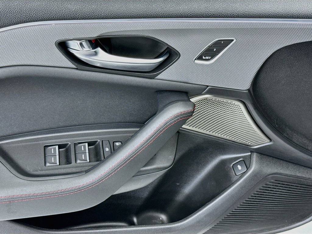Used 2022 Acura TLX Type S AWD/4WD image 22