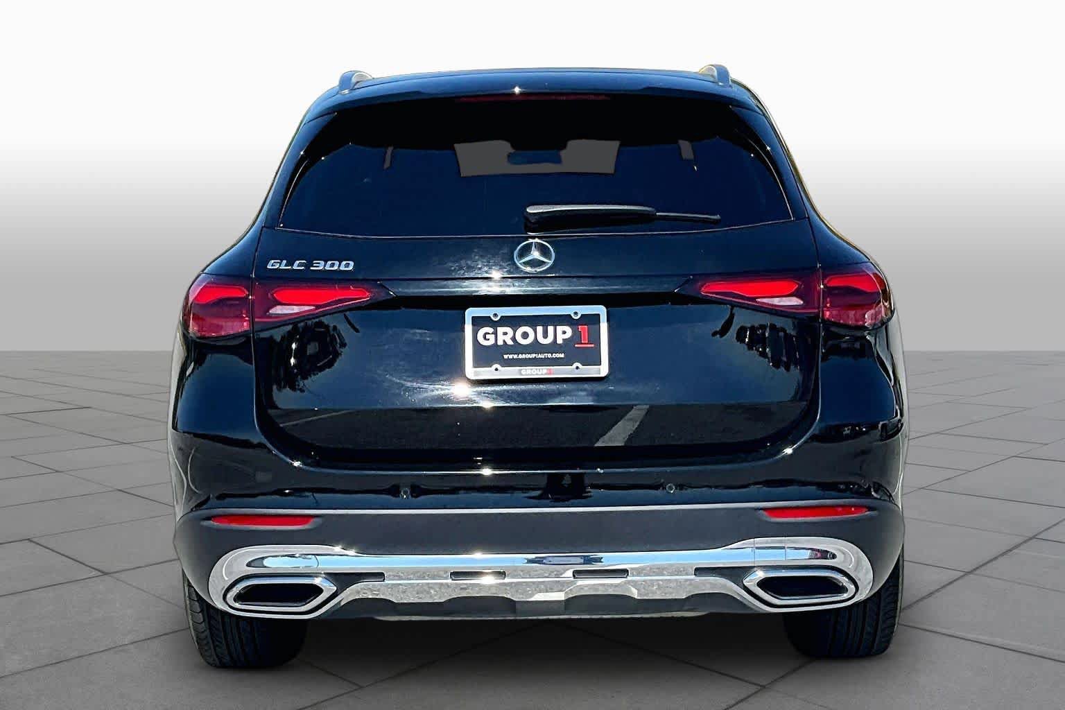 Used 2025 Mercedes-Benz GLC 300 image 5