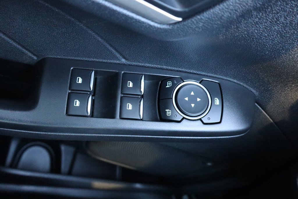 Used 2022 Ford Escape SE w/ SE Sport Appearance Package image 25