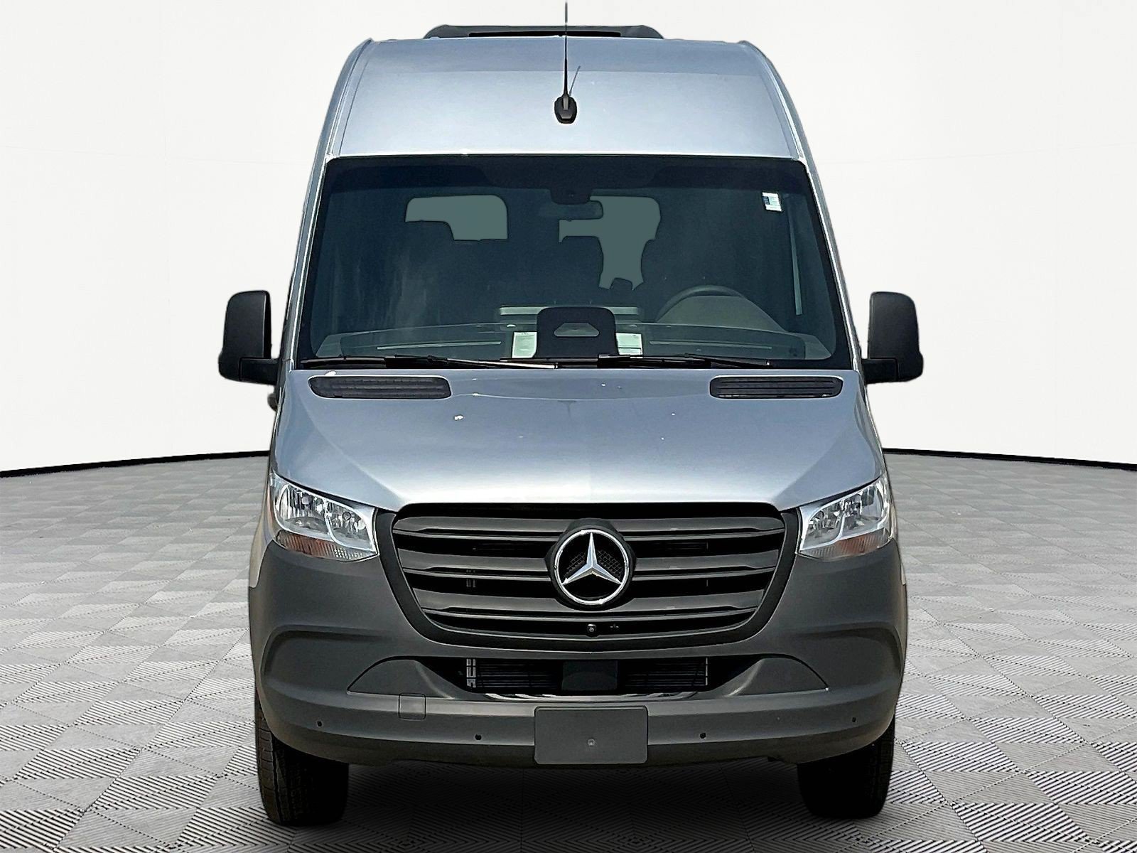 New 2025 Mercedes-Benz Sprinter 2500 image 2