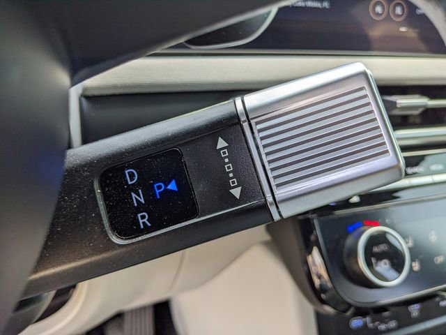 Used 2025 Hyundai Tucson Limited image 27