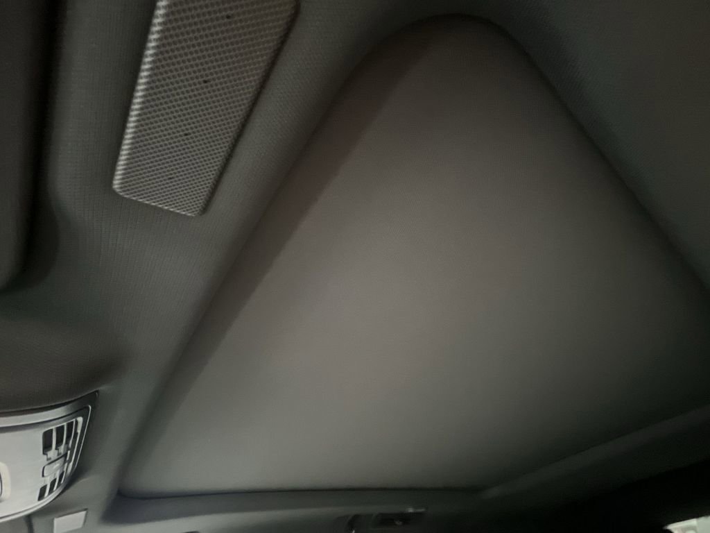 New 2026 Cadillac Escalade Luxury image 11