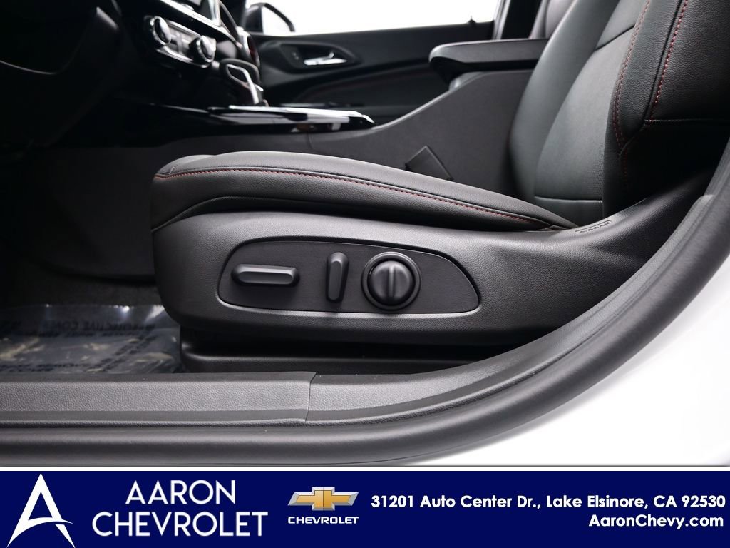 New 2026 Chevrolet Trax RS w/ Sunroof Package FWD image 13