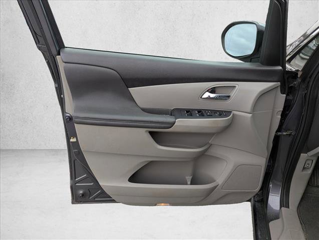 Used 2016 Honda Odyssey SE image 23