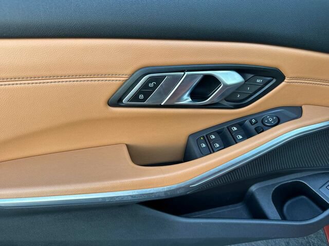Used 2021 BMW 330i xDrive Sedan w/ M Sport Package AWD/4WD image 11