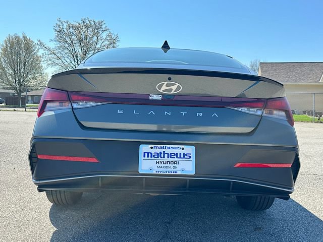 Used 2026 Hyundai Elantra Sport FWD image 8