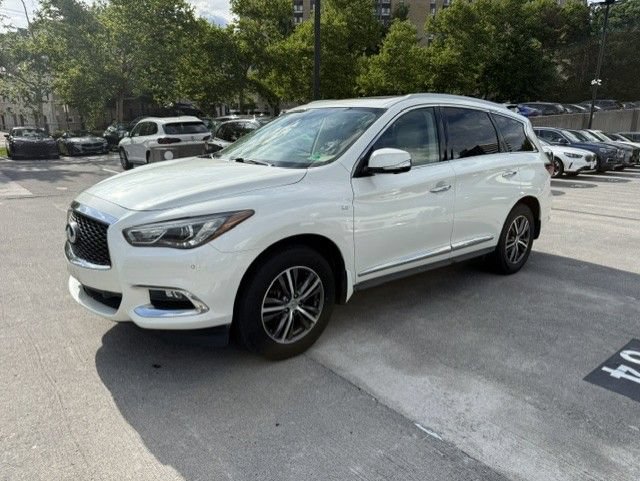 Used 2019 INFINITI QX60 Luxe w/ Essential Package