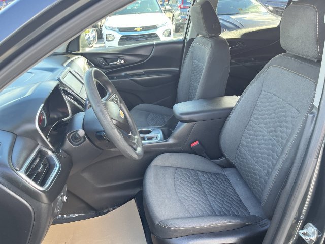 Used 2018 Chevrolet Equinox LT FWD image 16