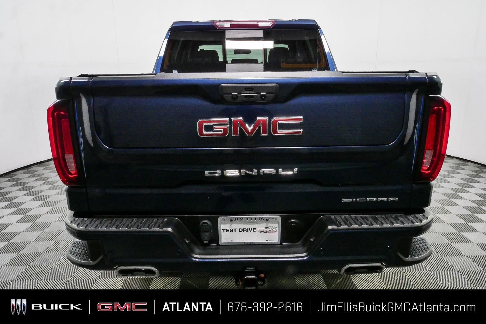 Certified 2022 GMC Sierra 1500 Denali w/ Denali Premium Package AWD/4WD image 29