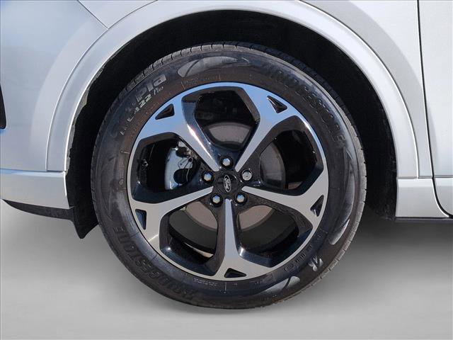 Certified 2023 Ford Escape ST-Line Select w/ Tech Pack #2 image 24