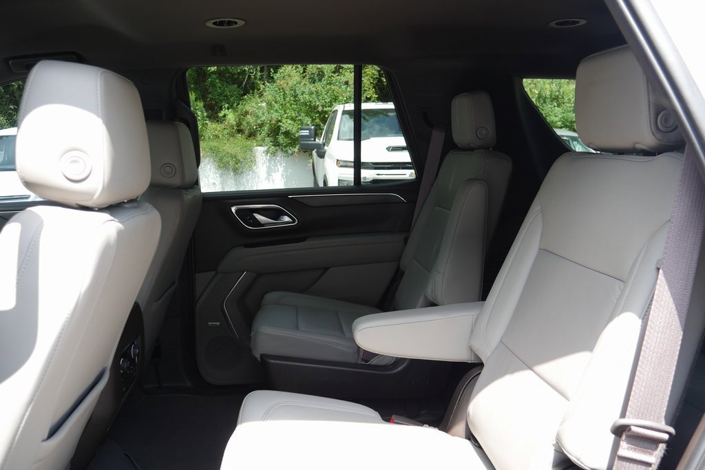 Used 2022 Chevrolet Tahoe LT w/ Luxury Package image 27