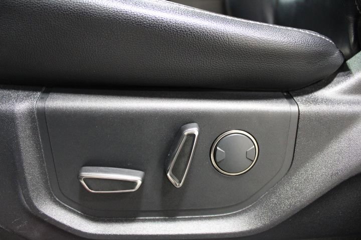 Used 2018 Ford F150 Raptor w/ Equipment Group 802A Luxury image 21