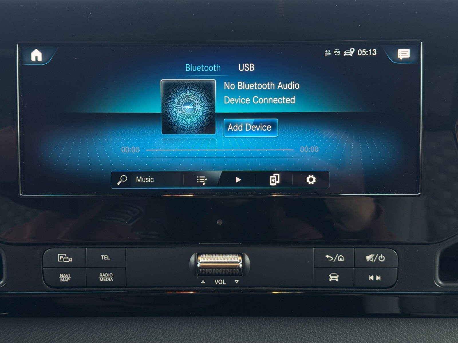 Used 2023 Mercedes-Benz Sprinter 3500 w/ Parking Package image 27