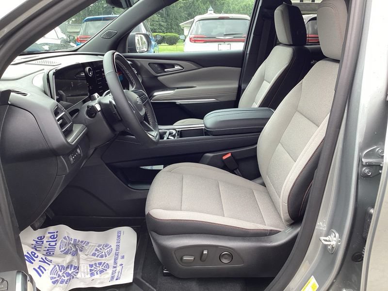 New 2027 Chevrolet Traverse LT w/ Enhanced Driving Package AWD/4WD image 25
