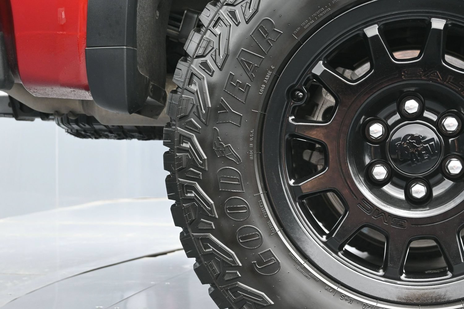 Used 2023 GMC Sierra 1500 AT4X AWD/4WD image 43