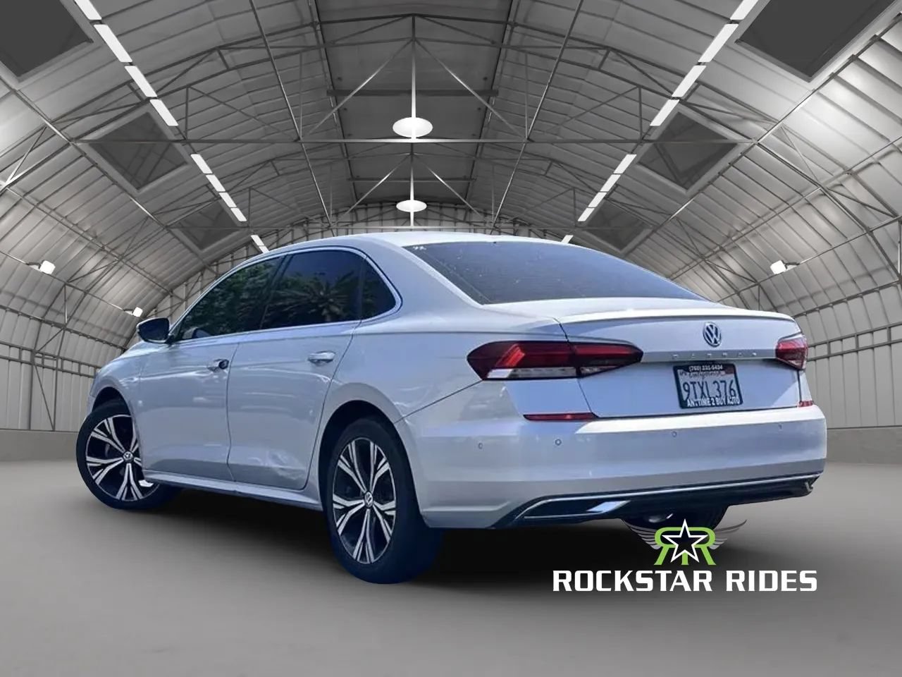 Used 2020 Volkswagen Passat 2.0T SEL FWD image 3