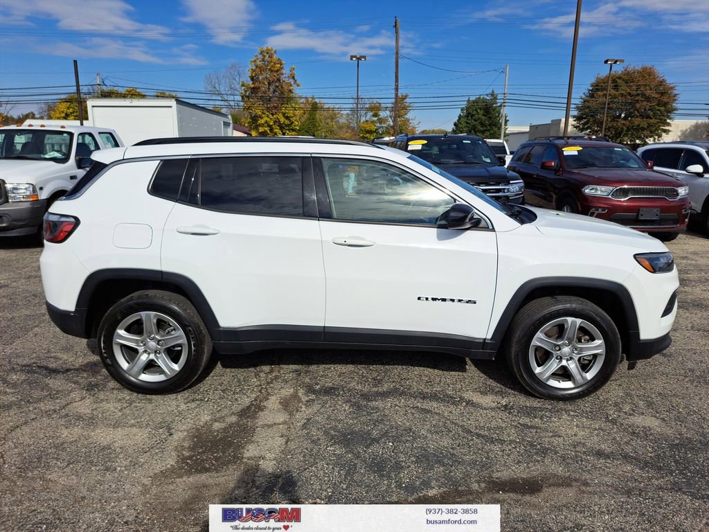 Used 2023 Jeep Compass Latitude AWD/4WD image 24