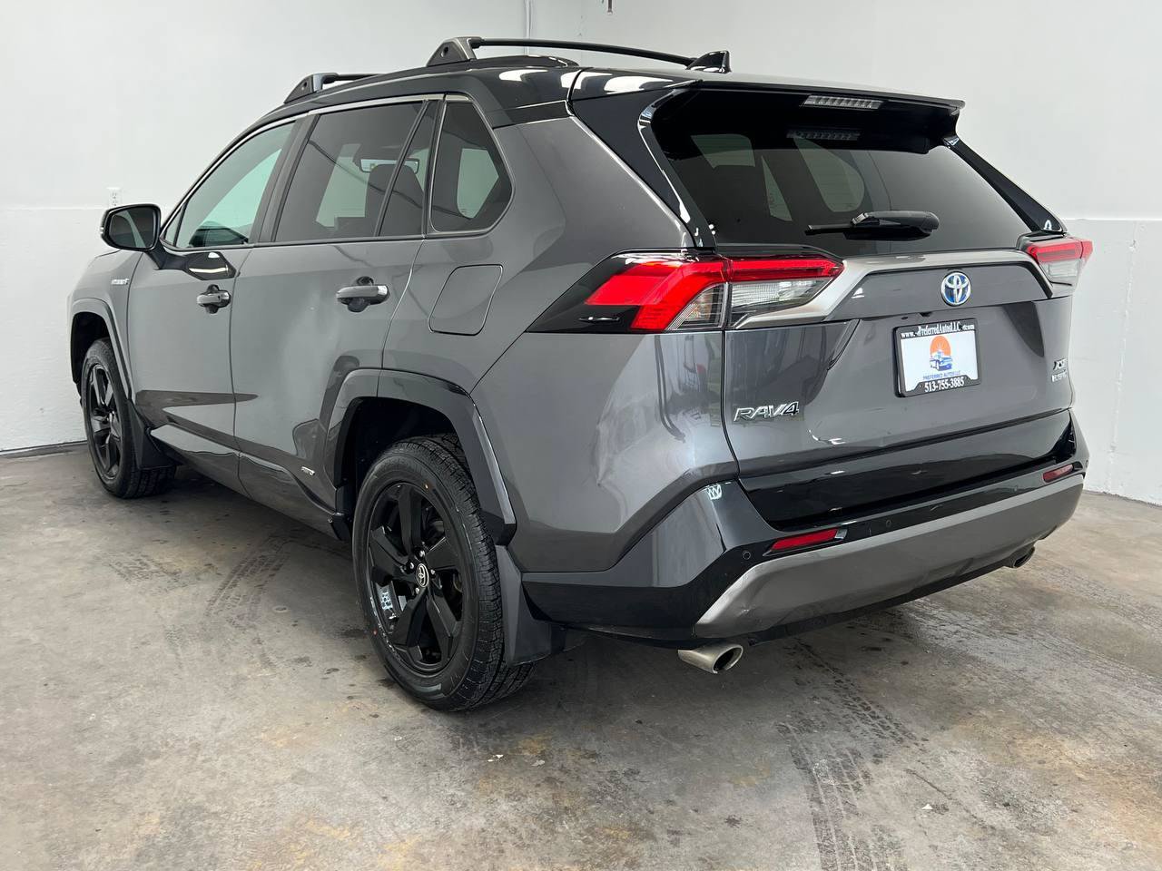Used 2021 Toyota RAV4 XSE AWD/4WD image 6
