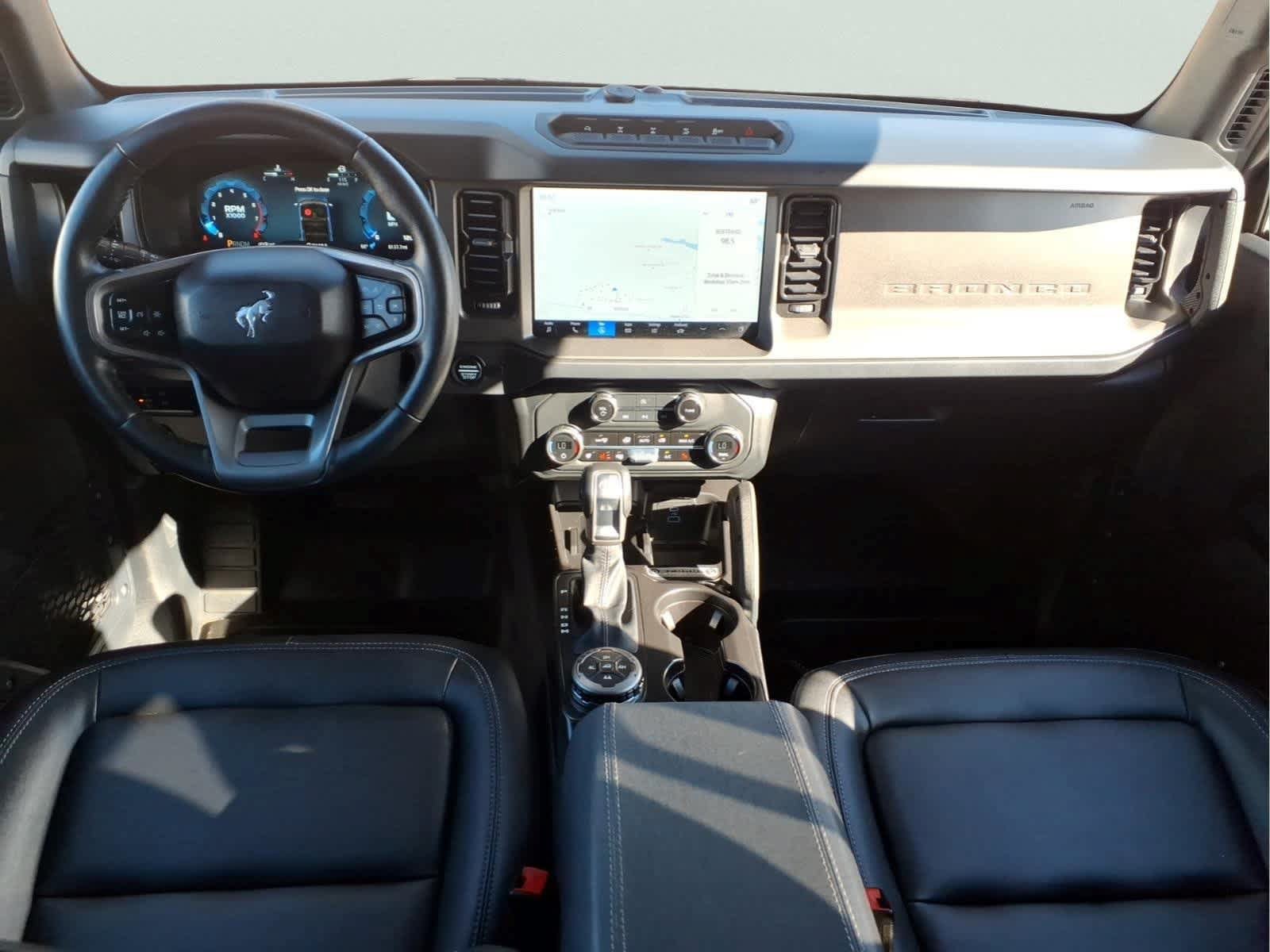 Used 2025 Ford Bronco Badlands AWD/4WD image 17