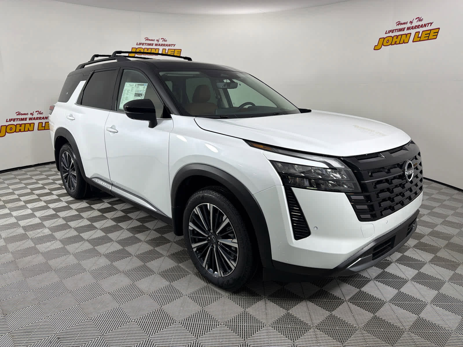 New 2026 Nissan Pathfinder Platinum w/ Cargo Package image 8