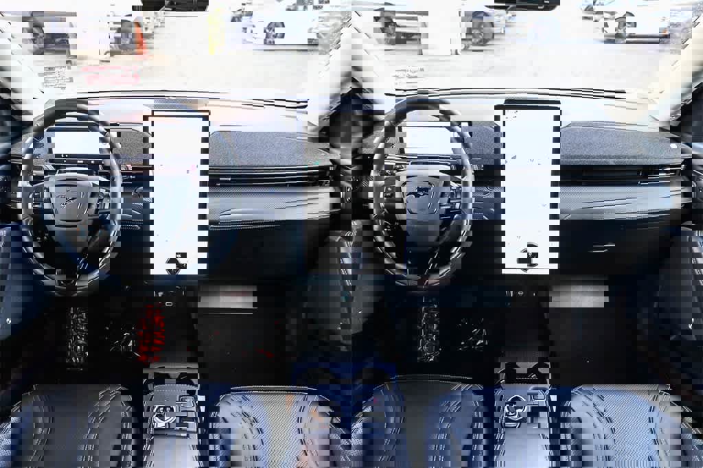 Used 2023 Ford Mustang Mach-E Premium image 12