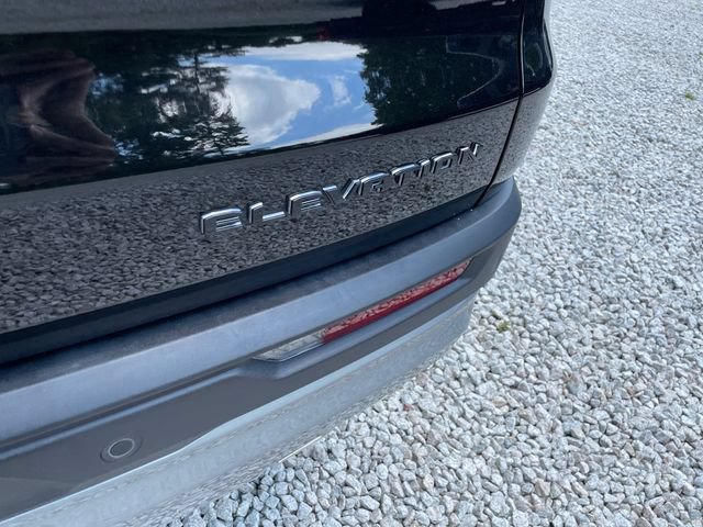 Certified 2025 GMC Acadia Elevation AWD/4WD image 13