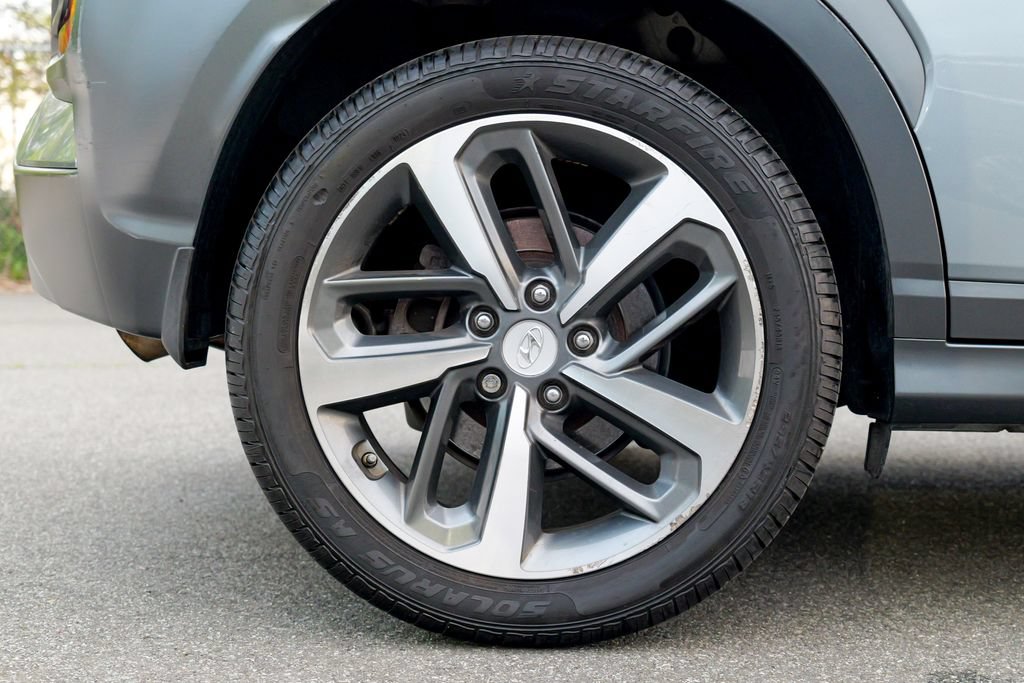 Used 2019 Hyundai Kona Limited AWD/4WD image 13