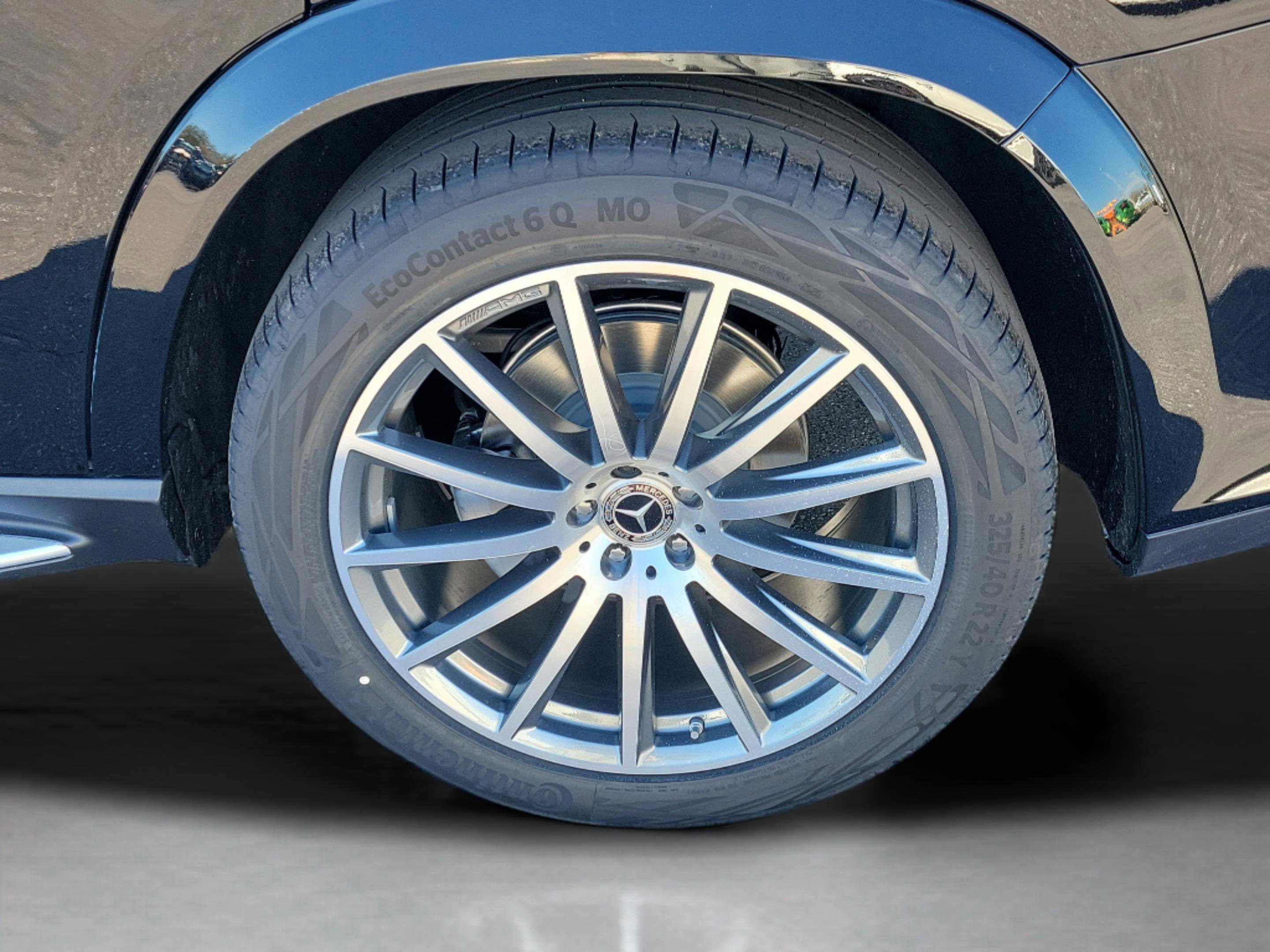 New 2026 Mercedes-Benz GLS 580 4MATIC image 37