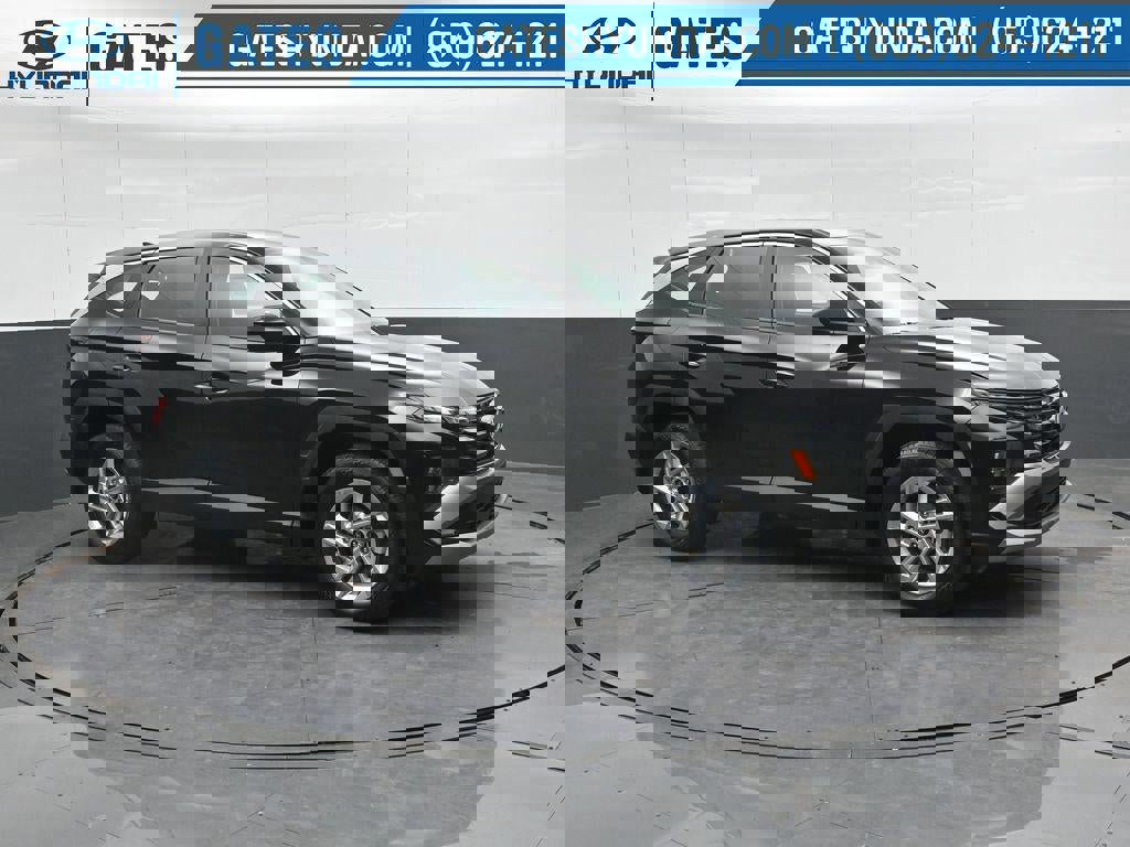 New 2025 Hyundai Tucson SE