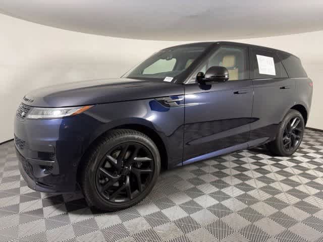 Used 2026 Land Rover Range Rover Sport Dynamic SE AWD/4WD image 2