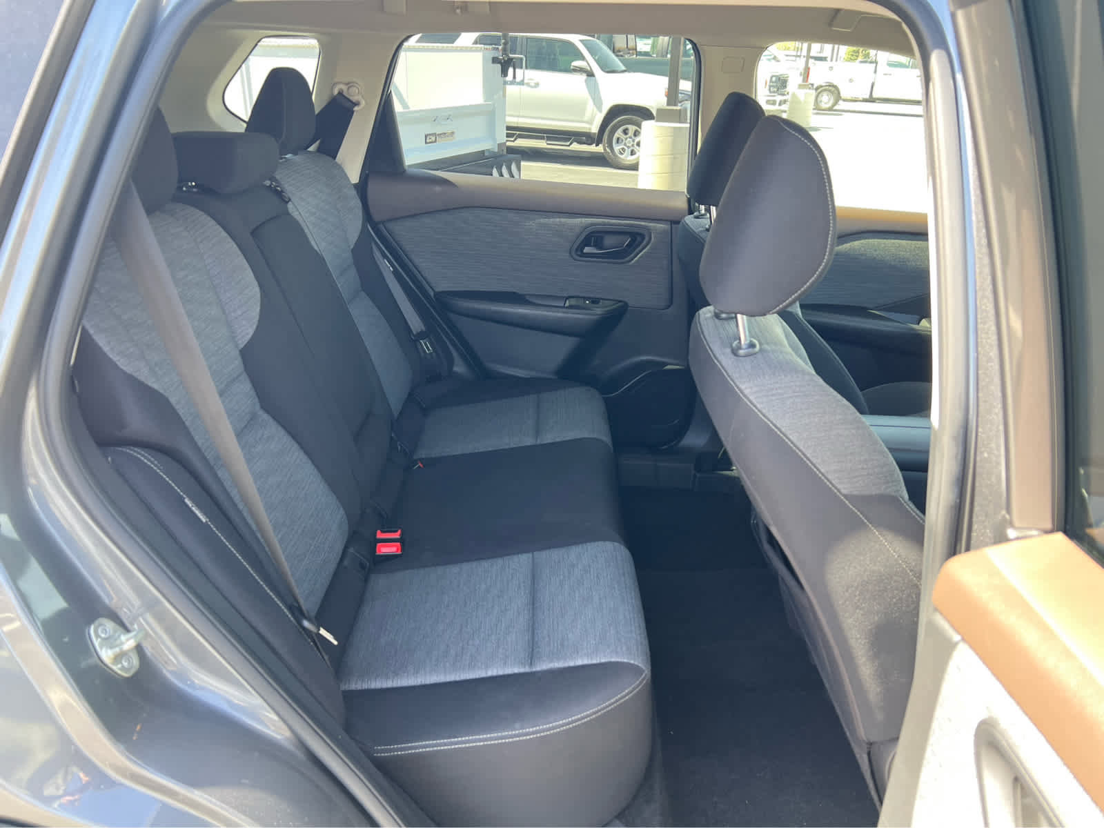 Used 2021 Nissan Rogue S image 24