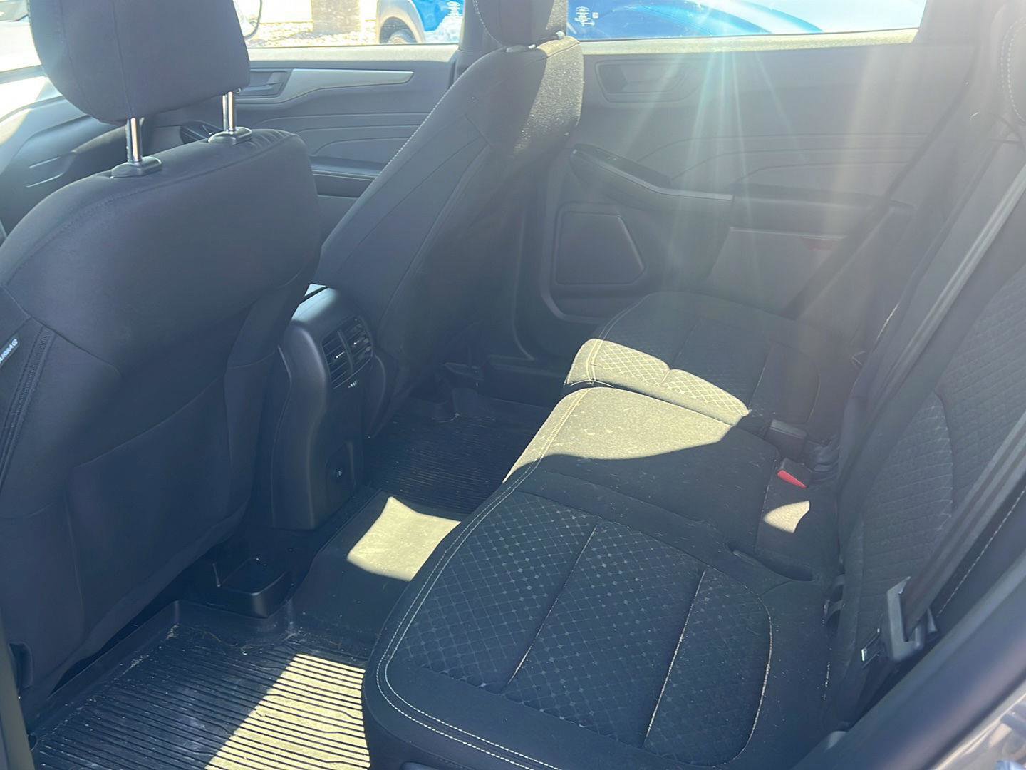 Used 2025 Ford Escape Active w/ Cold Weather Package image 15