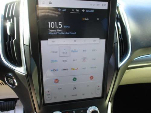 Used 2024 Ford Edge Titanium image 13