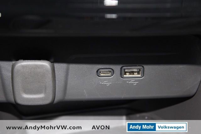 Used 2025 Chevrolet Trax ACTIV w/ Sunroof Package image 36