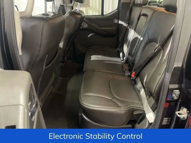 Used 2019 Nissan Frontier PRO-4X image 13