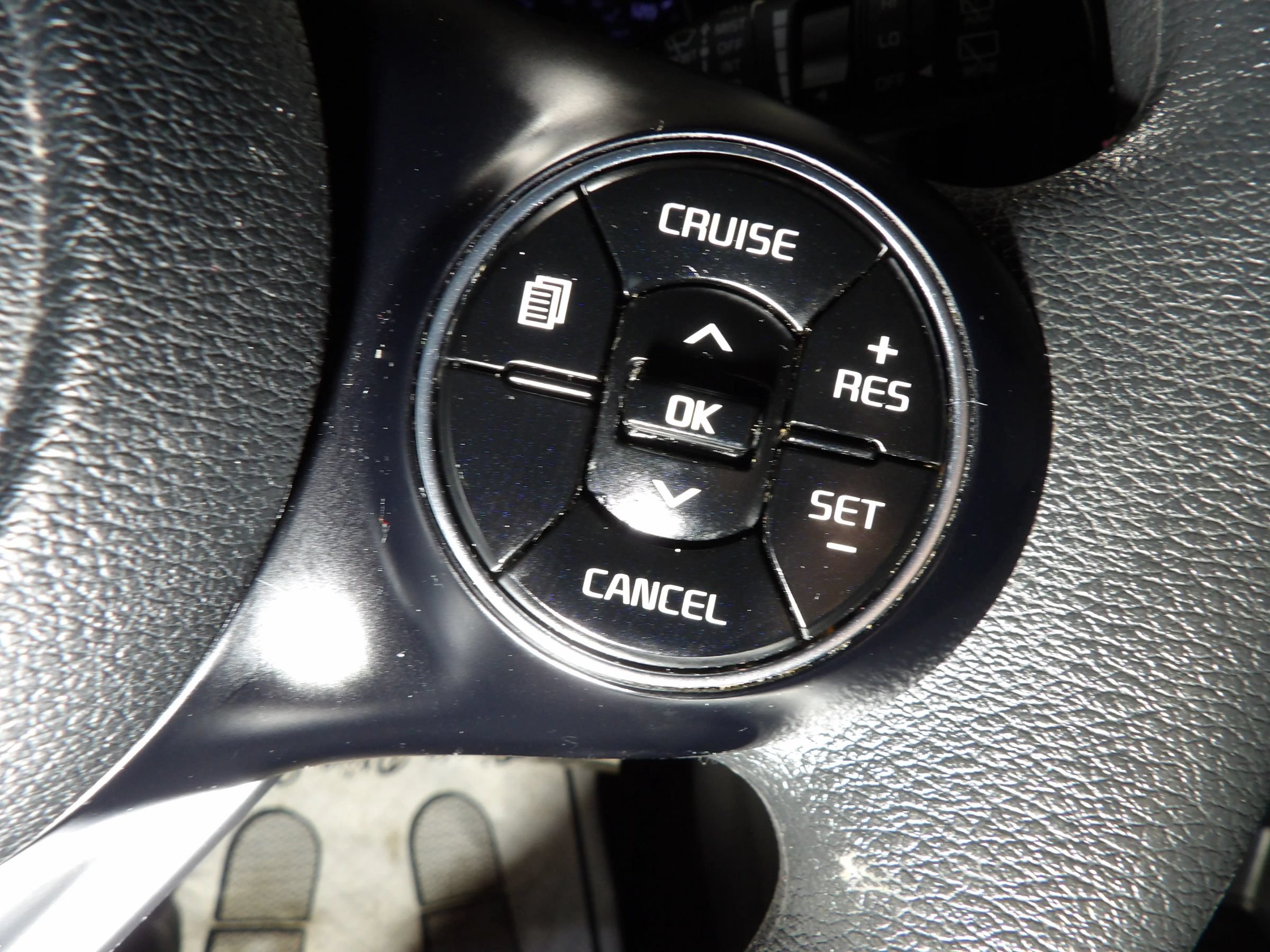 Used 2022 Kia Soul LX FWD image 16