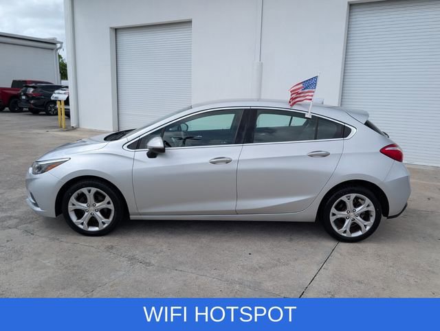 Used 2018 Chevrolet Cruze Premier image 4