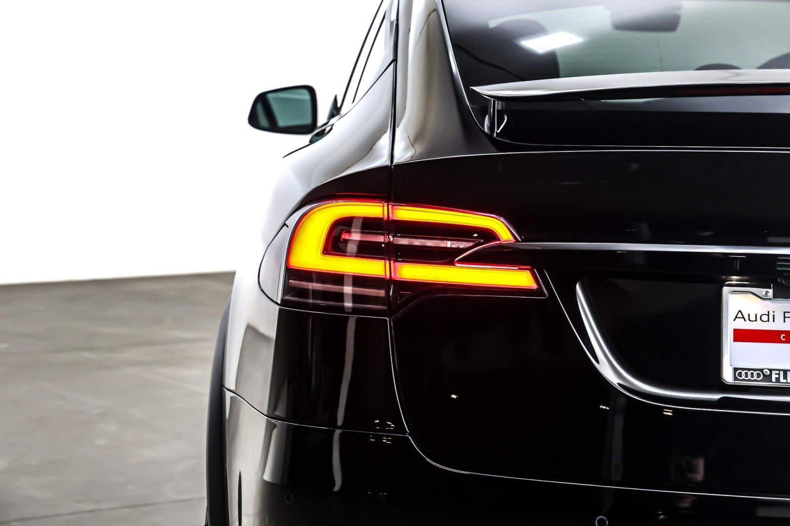 Used 2022 Tesla Model X AWD/4WD image 14