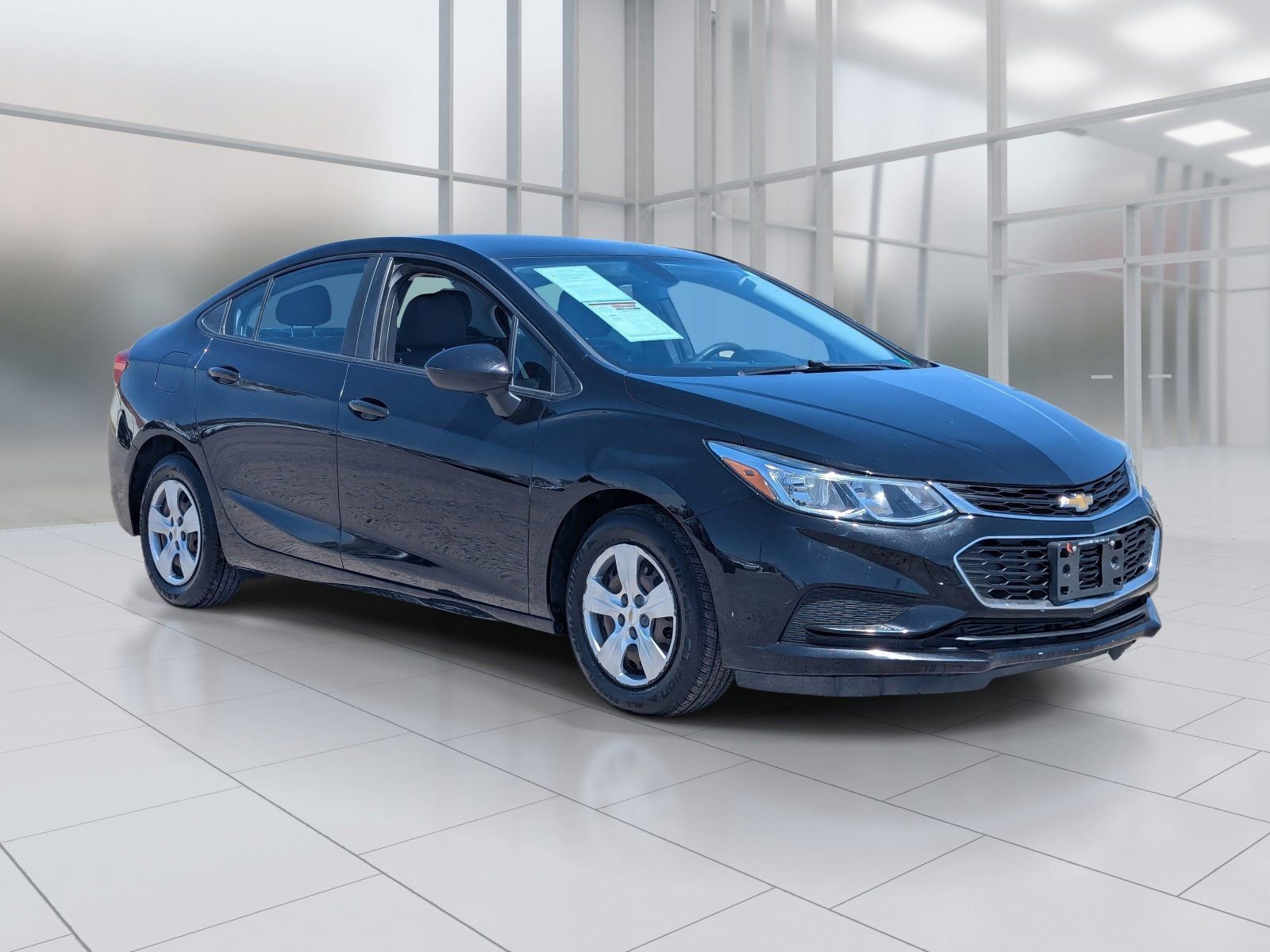 Used 2018 Chevrolet Cruze LS FWD image 5