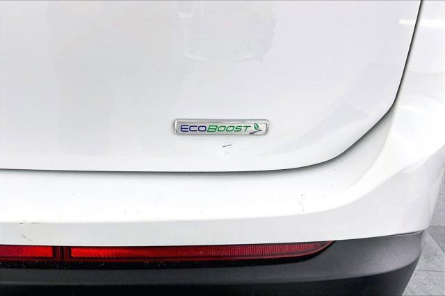 Used 2016 Ford Edge SE FWD image 7