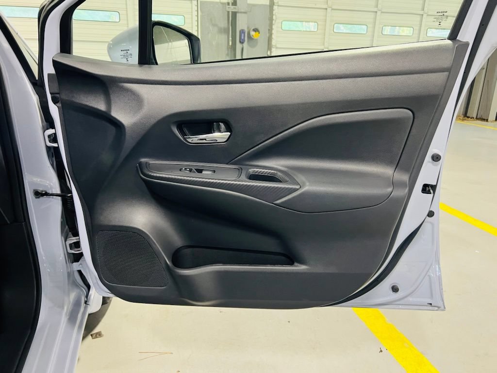 Used 2024 Nissan Versa SV w/ Trunk Package FWD image 31
