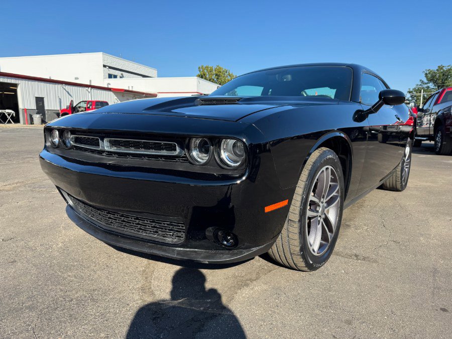 Used 2019 Dodge Challenger SXT w/ Cold Weather Group image 1