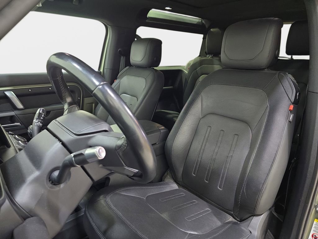 Used 2022 Land Rover Defender 90 X-Dynamic HSE image 17