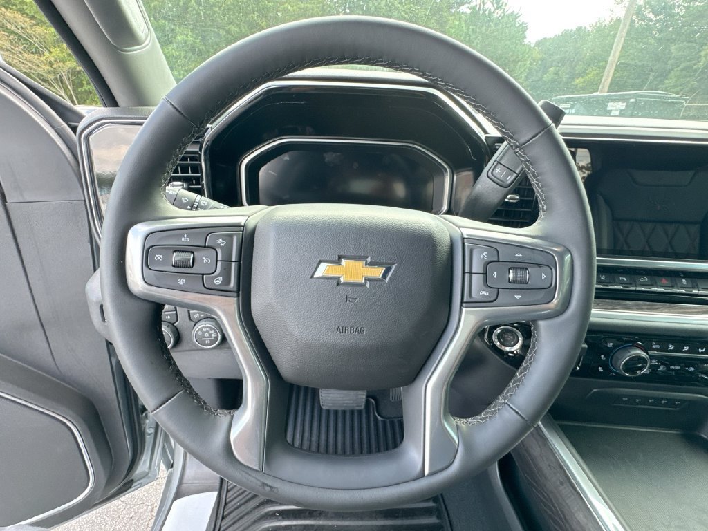 New 2026 Chevrolet Silverado 3500 LTZ w/ LTZ Plus Package AWD/4WD image 16