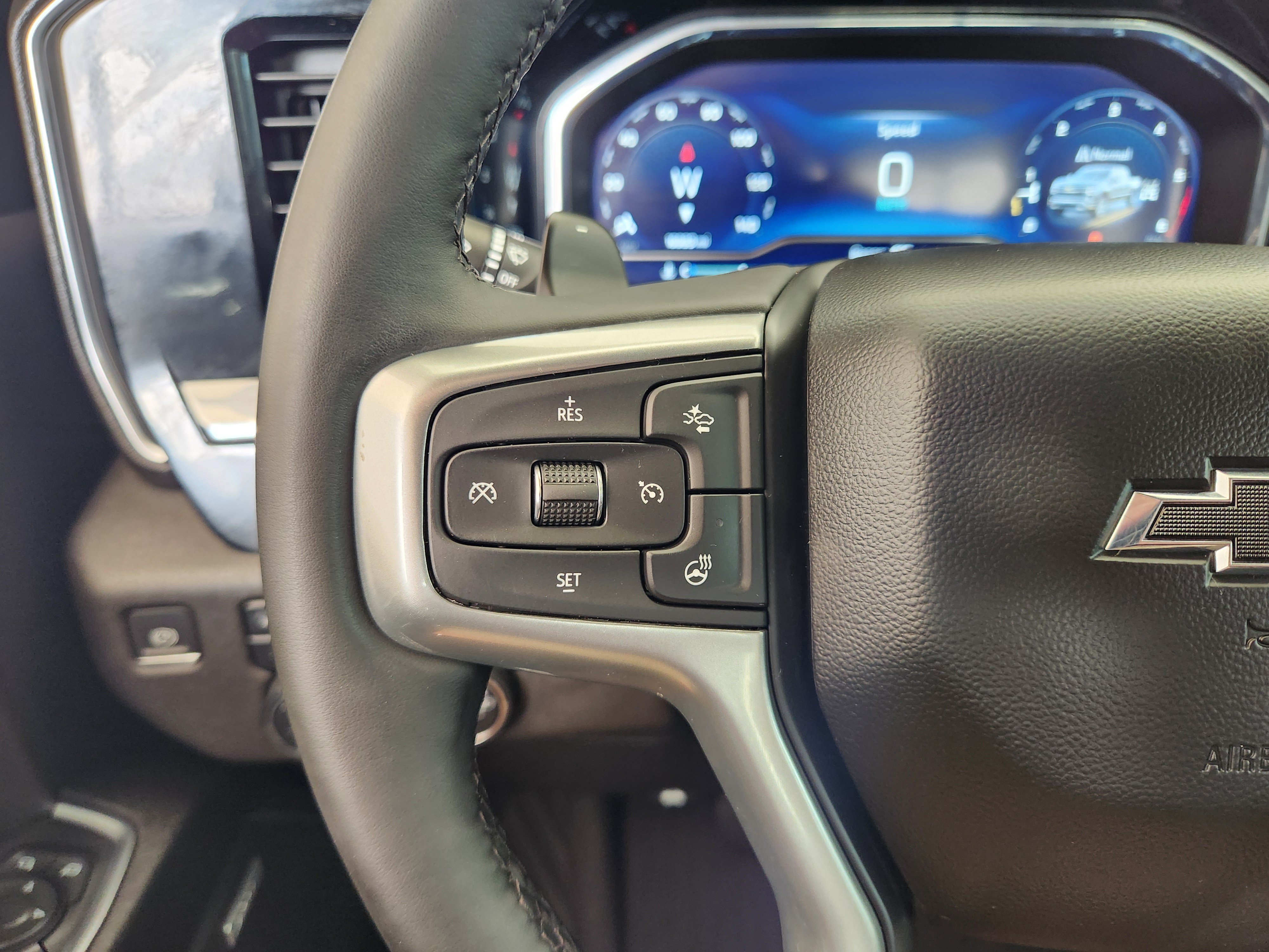 Used 2023 Chevrolet Silverado 1500 RST AWD/4WD image 30