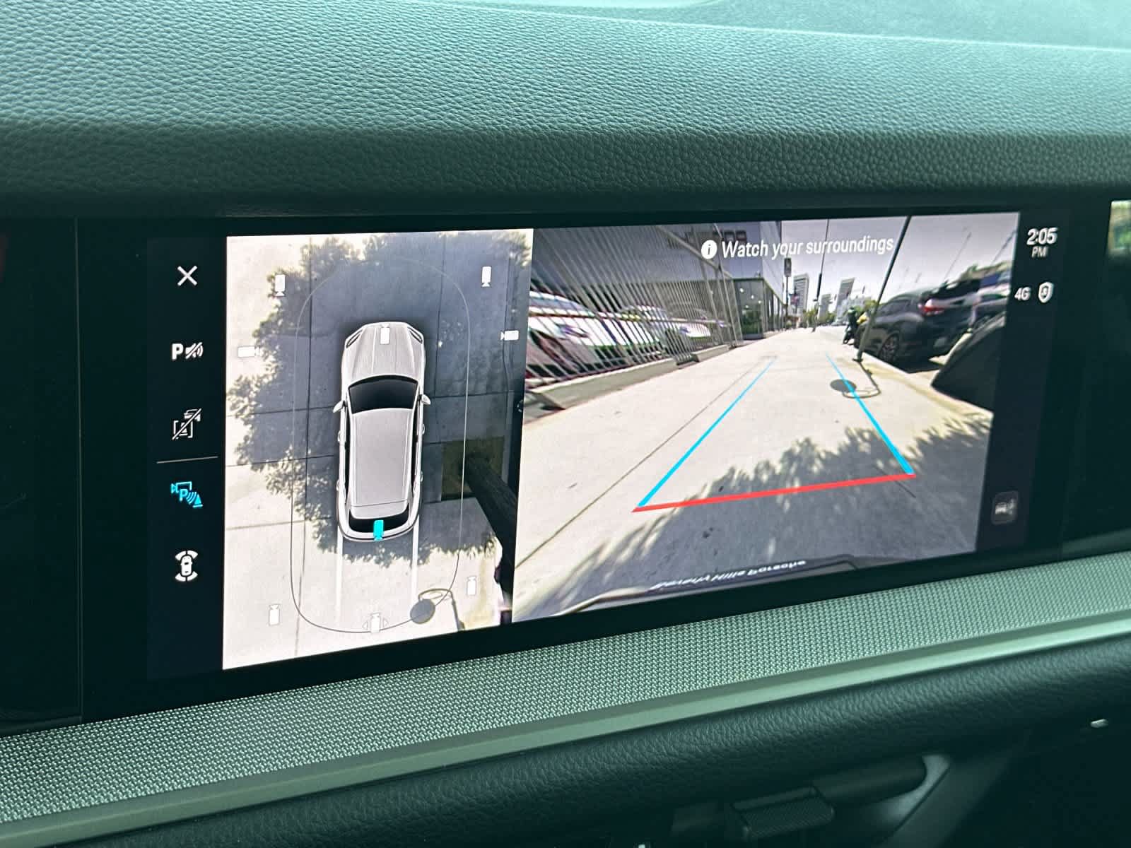 Certified 2025 Porsche Cayenne AWD/4WD image 23